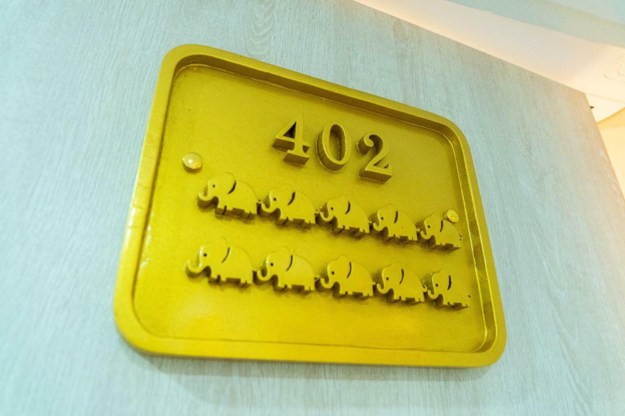 The Lol Elephant Hostel Bangkok Exterior foto