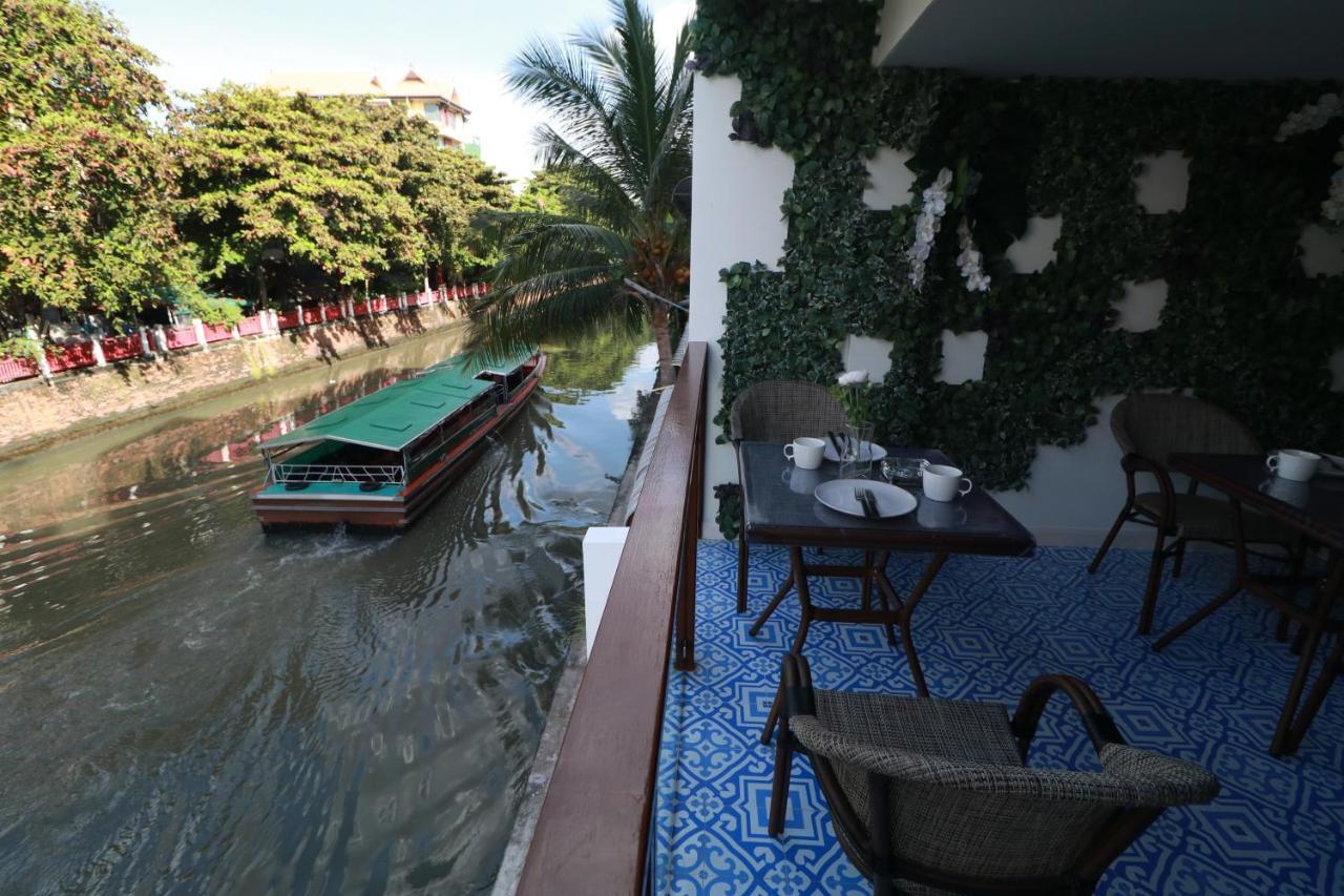 The Lol Elephant Hostel Bangkok Exterior foto
