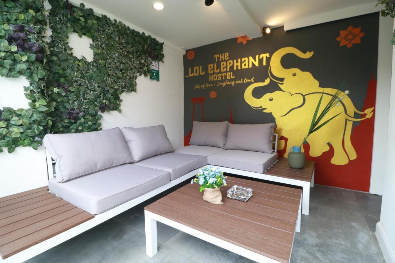 The Lol Elephant Hostel Bangkok Exterior foto
