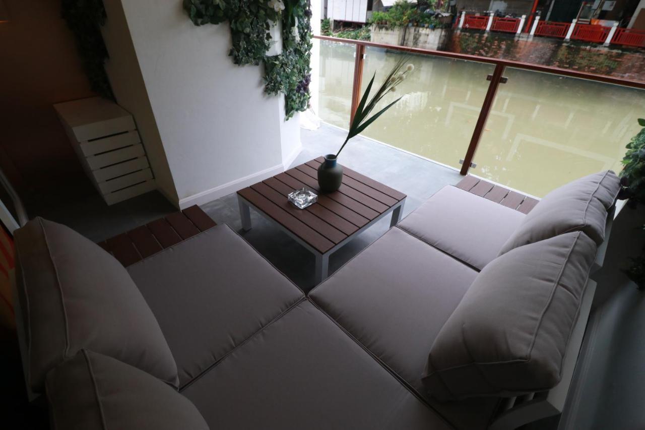 The Lol Elephant Hostel Bangkok Exterior foto